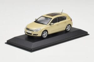 Opel Astra H Žltý Metalíza Minichamps 1:43 403043003 Kov – obrázok 2 z 4