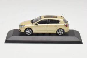 Opel Astra H Žltý Metalíza Minichamps 1:43 403043003 Kov