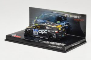 Opel Astra OPC #142 Rathje / Bueler / Scharf / Hoffmeister 24 Hours Nurburgring 2010 Minichamps 1:43 437104142 Kov – obrázok 3 z 4