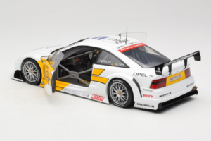 Opel Calibra V6 #21 N. Amorim DTM 1995 UT Models 1:18 180954221 Kov – obrázok 5 z 8