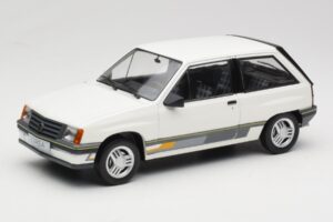 Opel Corsa A Sprint Biely MCG 1:18 MCG18432 Kov