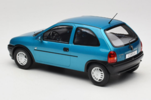 Opel Corsa B Blue Metallic MCG 1:18 MCG18514 Kov – obrázok 5 z 6