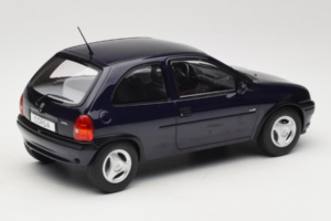 Opel Corsa B Dark Blue Metallic MCG 1:18 MCG18905 Kov – obrázok 2 z 6