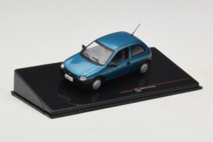 Opel Corsa B Swing Modrý IXO 1:43 CLC581N Kov – obrázok 2 z 4