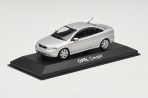 Opel Coupe Bertone Strieborný Minichamps 1:43 B24910027 Kov – obrázok 2 z 4