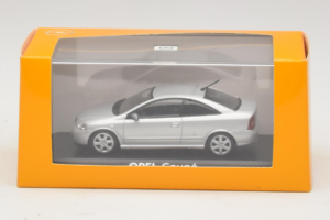 Opel Coupe Bertone Strieborný Minichamps 1:43 B24910027 Kov – obrázok 4 z 4