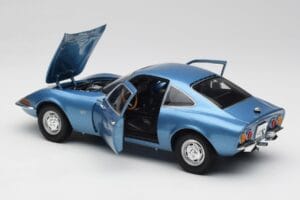 Opel GT Modrý Minichamps 1:18 180049020 Kov – obrázok 5 z 8