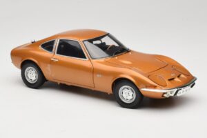 Opel GT Zlatý Minichamps 1:18 180049025 Kov – obrázok 6 z 8