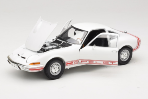 Opel GT Biely Minichamps 1:18 180049027 Kov – obrázok 2 z 8