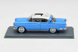 Opel Kapitan P1 Modrý NEO 1:43 NEO43940 Živica