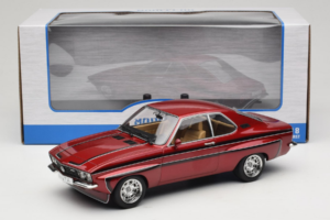 Opel Manta A Irmscher Metallic Red MCG 1:18 MCG18427 Kov – obrázok 6 z 6
