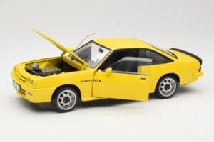 Opel Manta B GT/E Žltý Revell 1:18 08421 Kov – obrázok 2 z 8