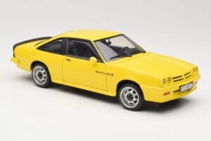 Opel Manta B GT/E Žltý Revell 1:18 08421 Kov – obrázok 6 z 8
