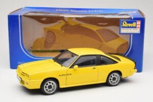 Opel Manta B GT/E Žltý Revell 1:18 08421 Kov – obrázok 8 z 8