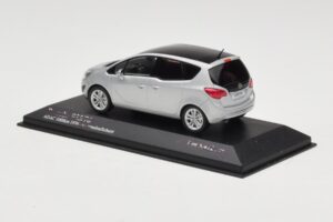 Opel Meriva B Strieborný Metallic Minichamps 1:43 400040000 Kov – obrázok 3 z 4
