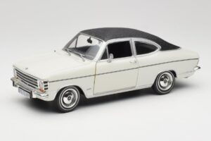 Opel Olympia A Coupe Biely Čierny Revell 1:18 8446 Kov