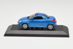 Opel Tigra Twin Top Modrý Minichamps 1:43 919084 Kov