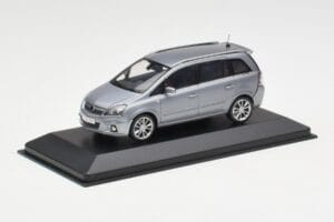 Opel Zafira A OPC Light Blue Metallic Minichamps 1:43 ZAFIRA001 Kov – obrázok 2 z 4