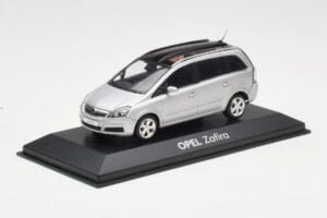 Opel Zafira B Strieborný Minichamps 1:43 1799109 Kov – obrázok 2 z 4