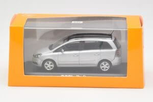 Opel Zafira B Strieborný Minichamps 1:43 1799109 Kov – obrázok 4 z 4