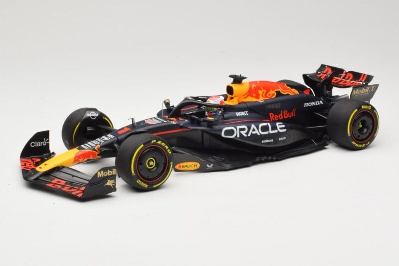 Red Bull Racing RB20 #1 M. Verstappen Winner China GP 2024 Minichamps 1:18 110240501 Kov