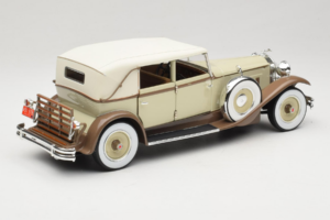 Packard Brewster Biely Signature Models 1:18 PACKARD001 Kov – obrázok 3 z 8