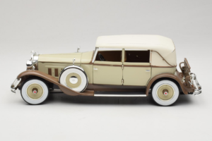 Packard Brewster Biely Signature Models 1:18 PACKARD001 Kov – obrázok 4 z 8