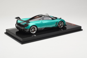 Pagani Huayra BC Green Metallic Yy Model 1:18 REMC020 Živica – obrázok 3 z 7