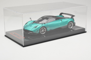 Pagani Huayra BC Green Metallic Yy Model 1:18 REMC020 Živica – obrázok 6 z 7