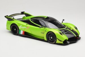 Pagani Huayra R Zelený LCD 1:18 LCD18012-GR Kov – obrázok 6 z 8