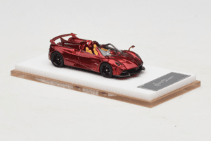 Pagani Huayra Roadster Tricolore Červený Henson & Heaven 1:64 PHRTR01 Kov – obrázok 4 z 7