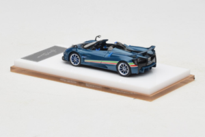 Pagani Huayra Tricolore Roadster Modrý Henson & Heaven 1:64 PHTRB01 Živica – obrázok 5 z 8