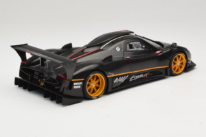 Pagani Zonda R Revolucion Carbon Fiber AUTOart 1:18 78261 Kov – obrázok 3 z 8