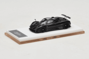 Pagani Zonda Tricolore Exposed Carbon Henson & Heaven 1:64 PZTEC01 Kov – obrázok 2 z 7