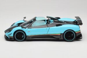 Pagani Zonda Uno Carbon Svetlomodrý Almost Real 1:18 850630001 Kov – obrázok 4 z 8