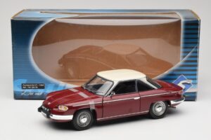 Panhard 24 CT Červený Solido 1:18 1832500 Kov – obrázok 8 z 8