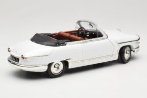 Panhard PL17 Kabriolet Biely Solido 1:18 8174 Kov – obrázok 3 z 8