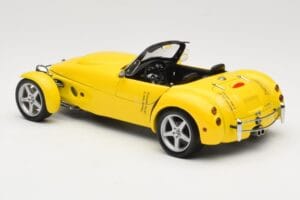 Panoz AIV Roadster Žltý AUTOart 1:18 78213 Kov – obrázok 7 z 8