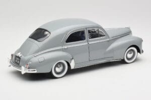 Peugeot 203 Gris Clair Solido 1:18 8145 Kov – obrázok 3 z 8