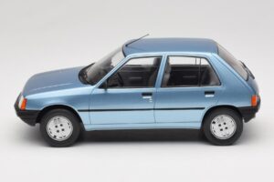 Peugeot 205 Modrý MCG 1:18 MCG18491 Kov – obrázok 3 z 6