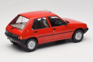 Peugeot 205 Červený MCG 1:18 MCG18492 Kov – obrázok 2 z 6