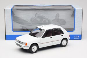 Peugeot 205 Biely MCG 1:18 MCG18493 Kov – obrázok 6 z 6