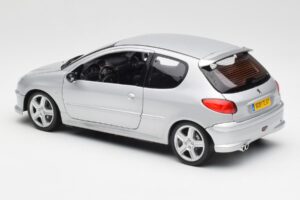 Peugeot 206 RC Aluminium Strieborný Norev 1:18 184726 Kov – obrázok 7 z 8