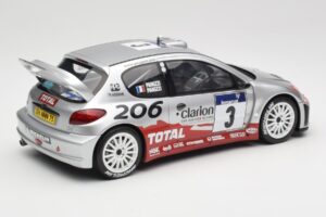 Peugeot 206 WRC #3 G. Panizzi / H. Panizzi Rally Tour de Corse 2002 Otto 1:18 OT1085 Živica – obrázok 2 z 6