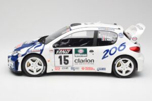Peugeot 206 WRC G. Panizzi / H. Panizzi Tour de Corse 1999 Otto 1:12 G081 Živica – obrázok 3 z 6