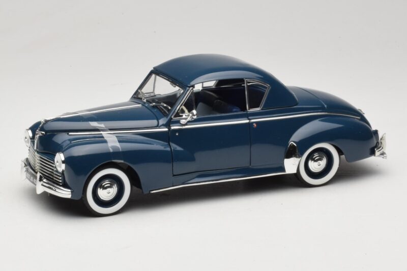 Peugeot 302 Coupe Modrý Solido 1:18 8168 Kov