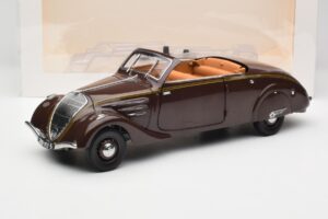 Peugeot 402 Eclipse Čokoládová Norev 1:18 184873 Kov – obrázok 12 z 12