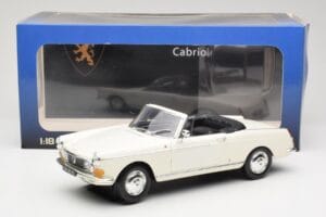 Peugeot 404 Kabriolet Biely Norev 1:18 184746 Kov – obrázok 8 z 8