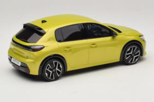 Peugeot E-208 GT Jaune Agueda Otto 1:18 OT1164 Živica – obrázok 2 z 6