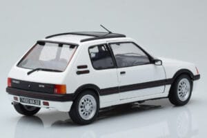 Peugeot 205 GTi 1.6 Biely Norev 1:18 184849 Kov – obrázok 3 z 8
